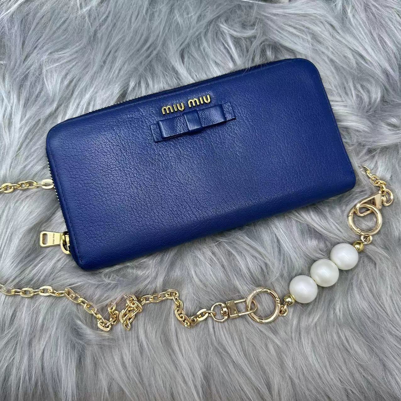 95新 MIU MIU/缪缪 大全中古/ 蓝色手拿钱包/QY 005