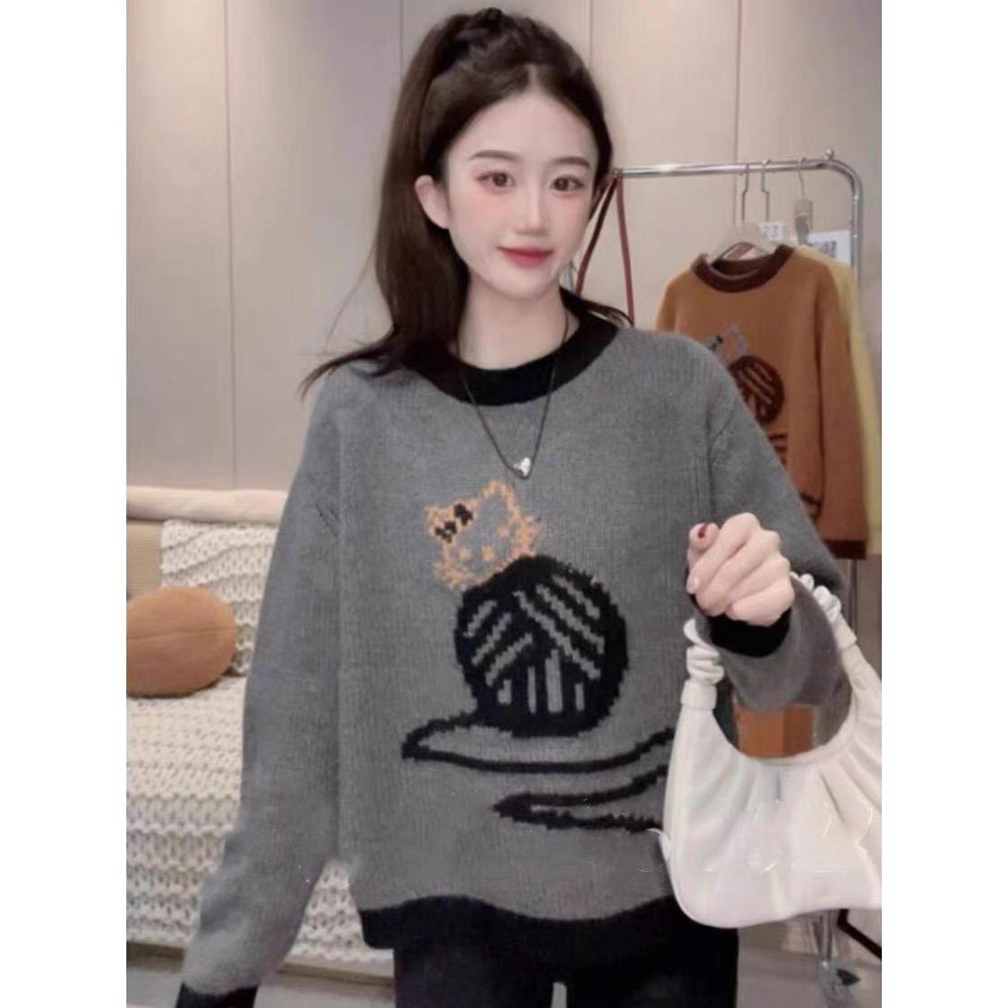 秋冬猫咪卡通减龄长袖针织毛衣女慵懒风圆领套头休闲设计感上衣潮