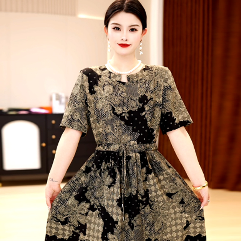 富贵花连衣裙2025夏季新款女装收腰显瘦气质长裙子