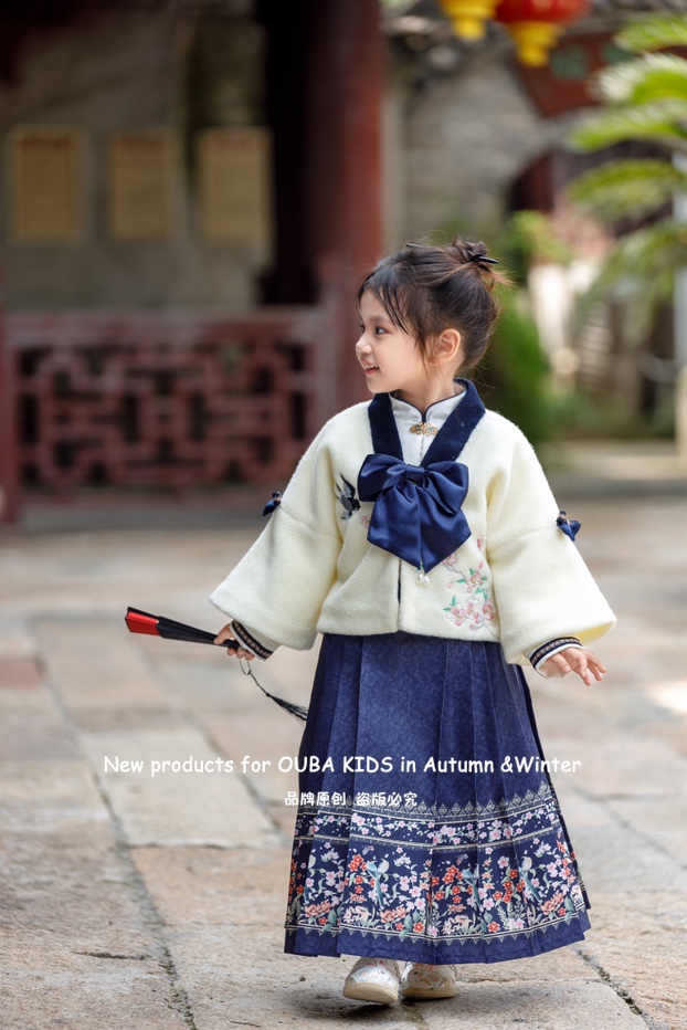 【现货】244-OB-88002藏青 女童2024年冬季岁晚中国汉服裙童装