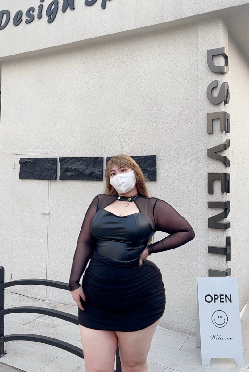 180的陈橙橙【喜爱夜蒲】大码性感御姐网纱拼接长袖pu皮连衣裙