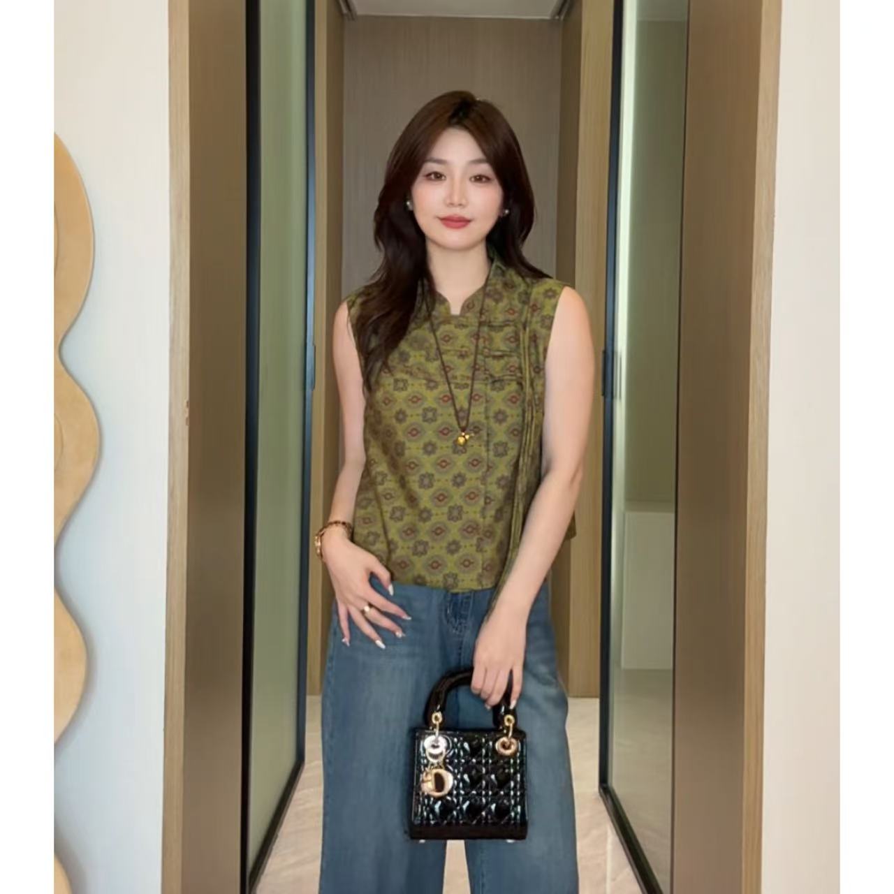 豆子推荐~ 1702 夏季新款复古提花盘扣流苏无袖老钱风上衣新中式