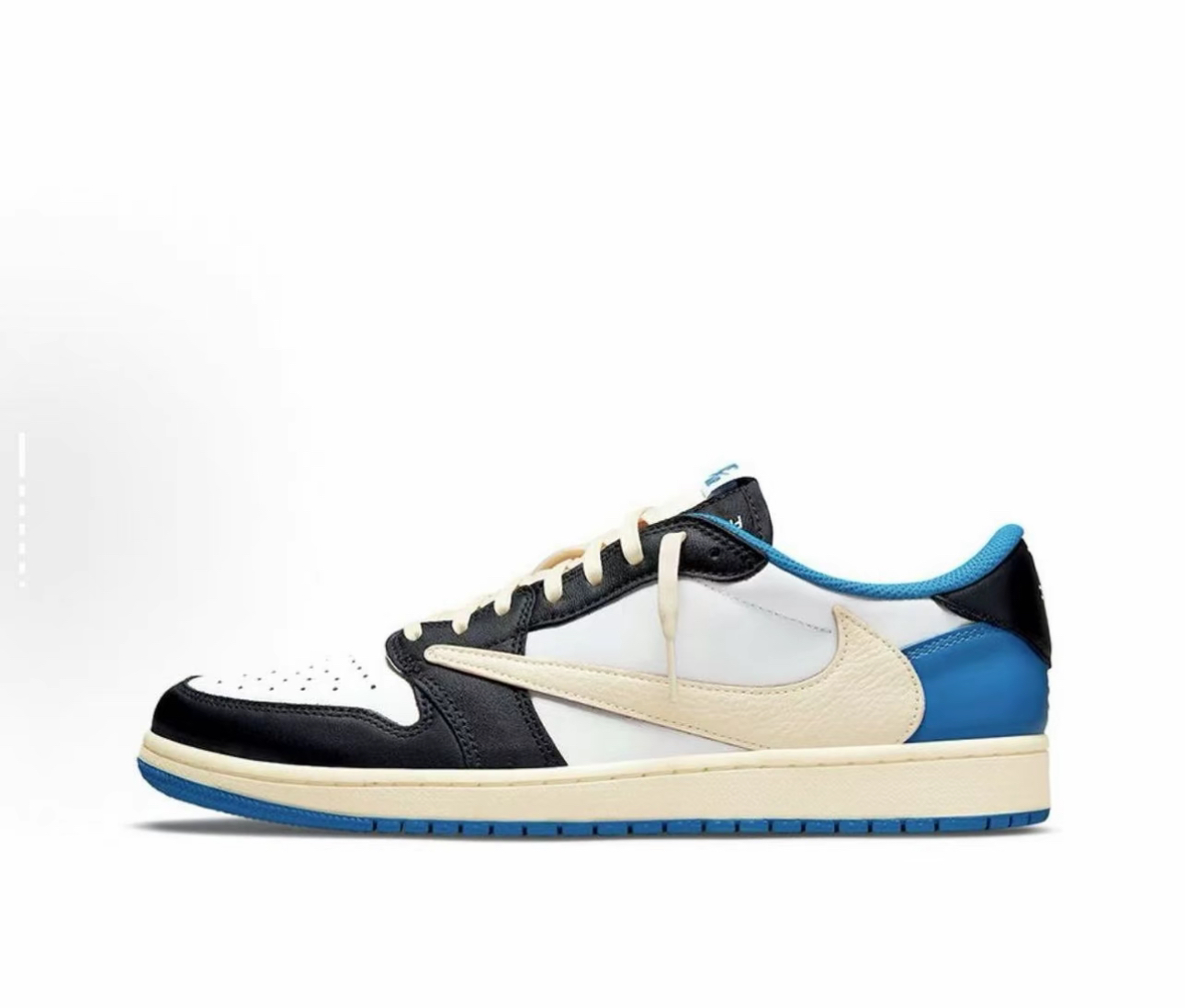 NIKE耐克男子 AJ1  低帮倒钩纯黑板鞋 CW2288-111
