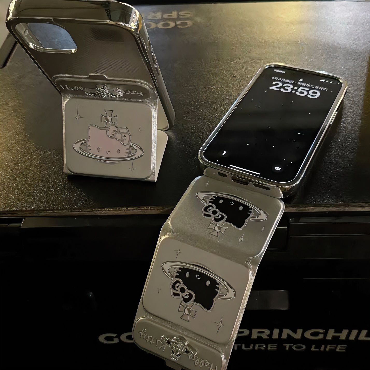 可爱三折翻盖支架黑白星球kt猫咪适用于iPhone15promax手机壳少女