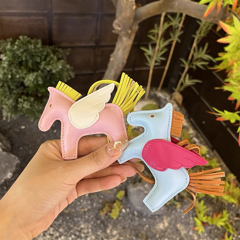 小飞马包包挂件挂饰
