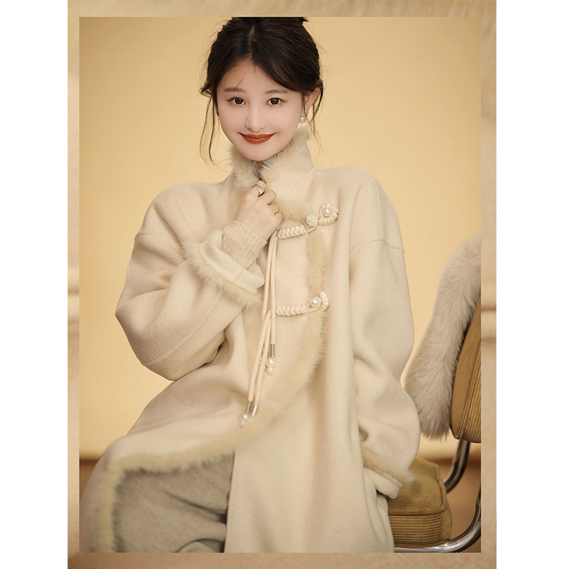 新中式国风大衣女2023秋冬新款小众设计盘扣宽松高级感毛呢外套潮