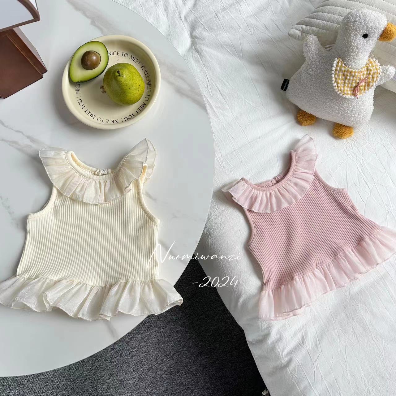 丸子十【现货】儿童韩系甜美蕾丝背心娃娃衫（夏款）WZJ-7179