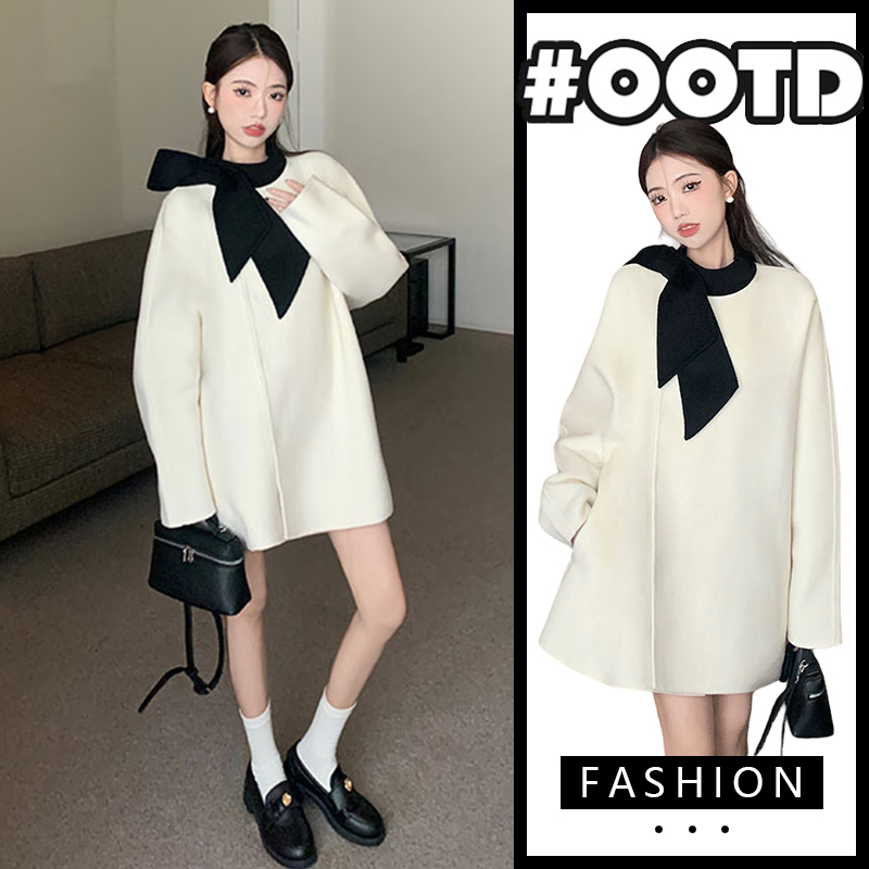 毛呢外套女秋冬新款赫本风黑白撞色蝴蝶领结宽松长袖双面毛呢