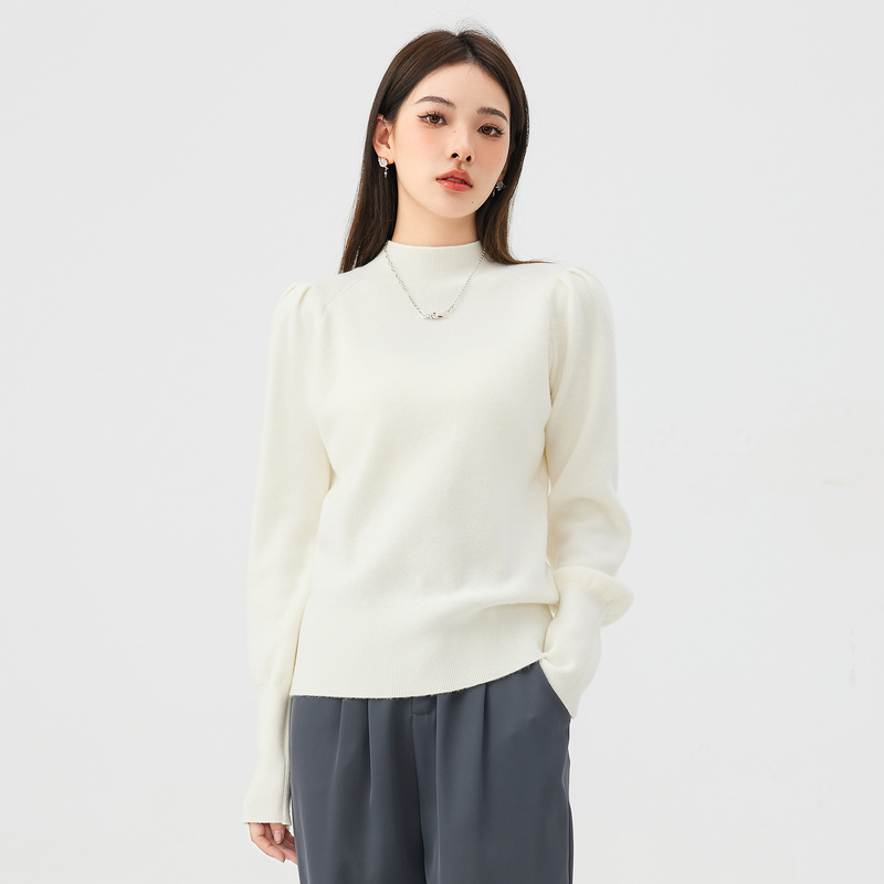 快鱼2022冬季女士净色圆领毛衣时尚休闲简约套头针织衫潮22M7063