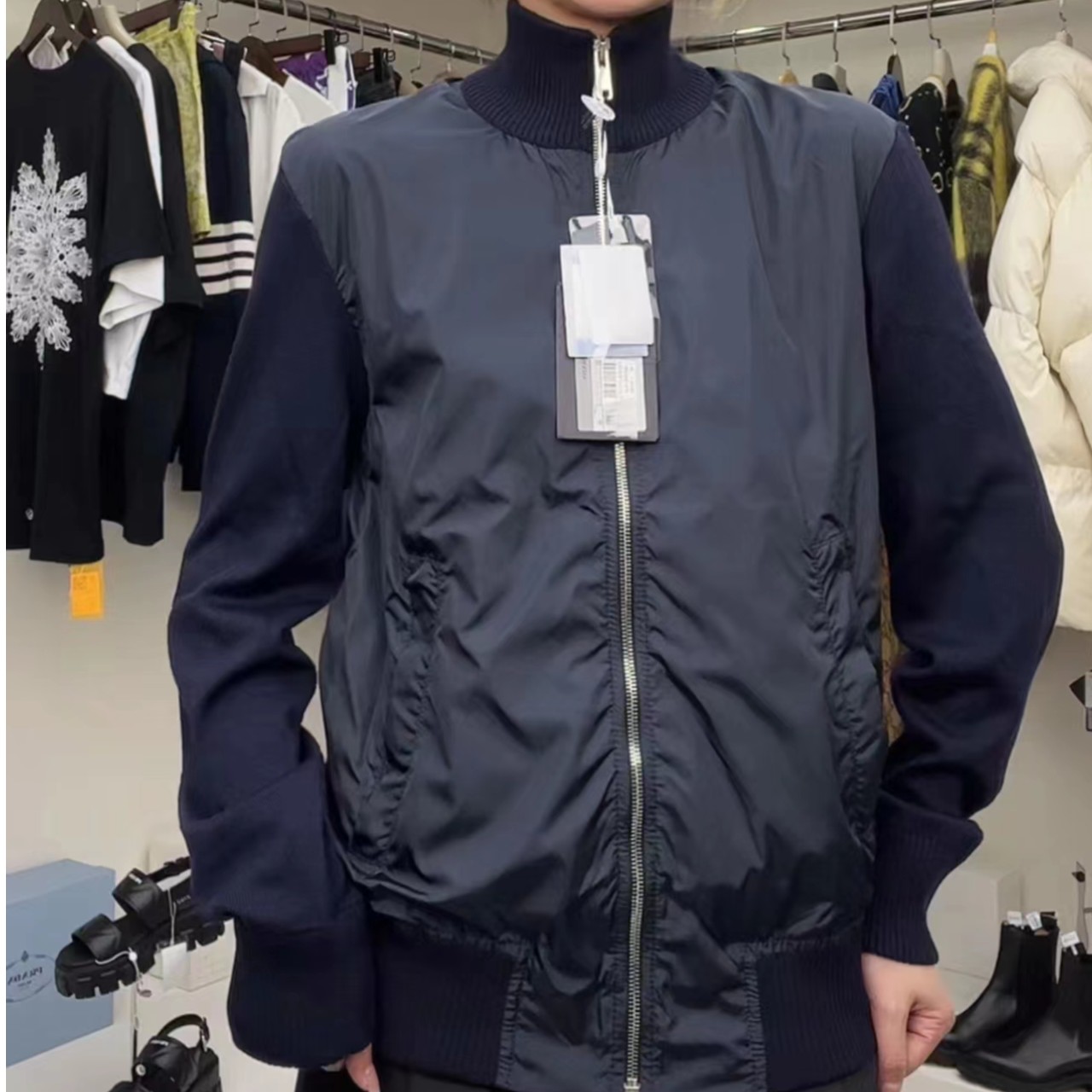 全新未使用  Prada/袖子拼接外套/蓝色/48/公价157000