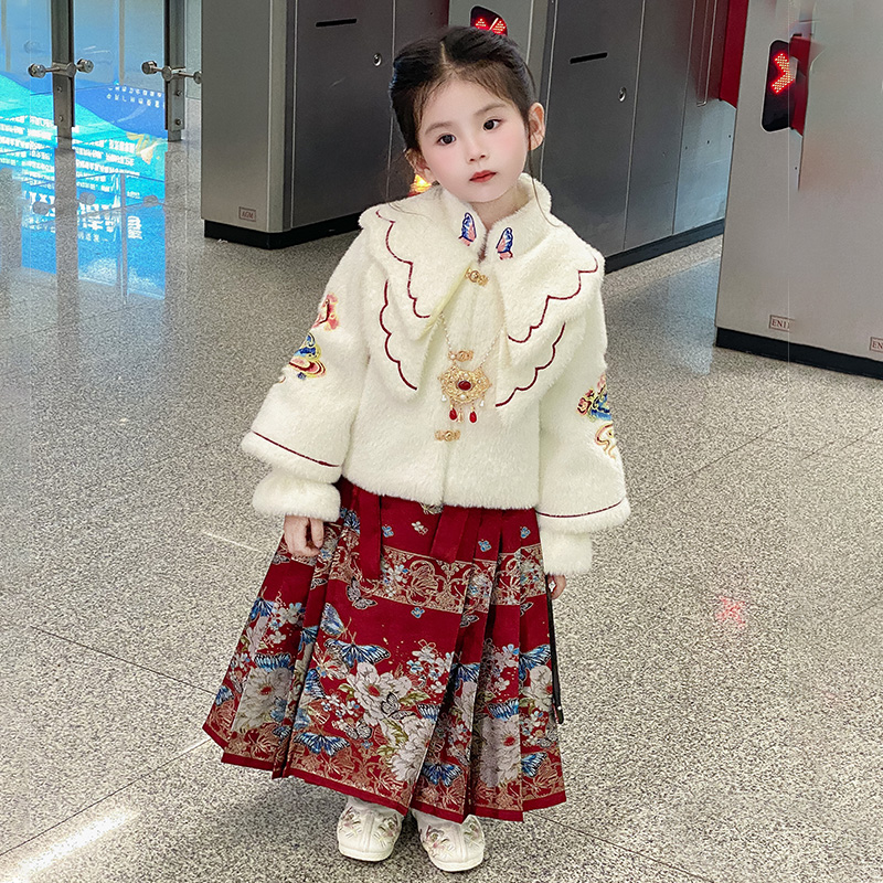 女童马面裙套装汉服加绒秋季2023新款儿童中国风唐装宝宝拜年服潮