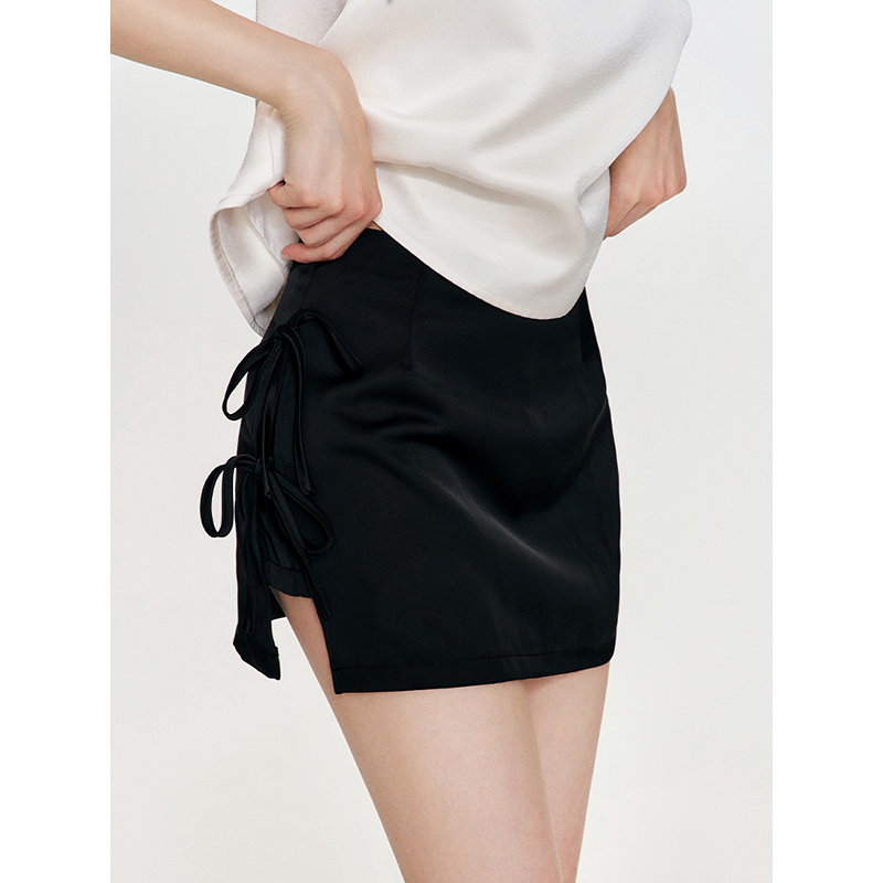 【雪宝专享】Kroche 24aw 满心情意  系带设计 蝴蝶结缎面短裙