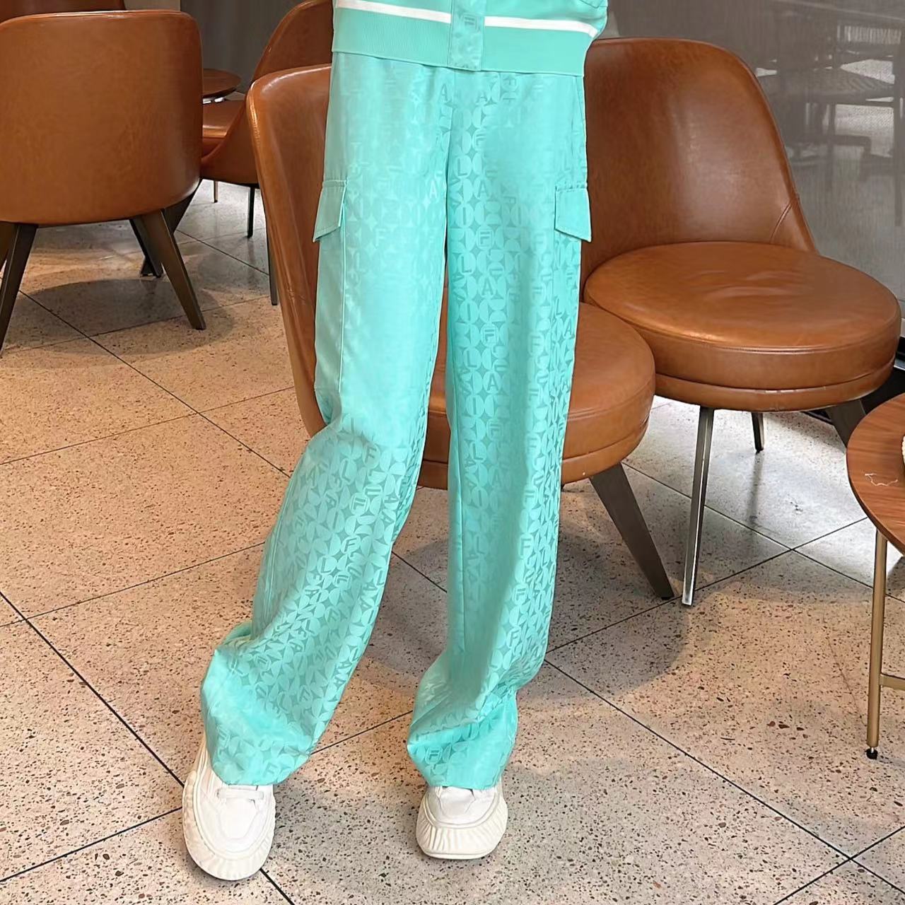 Fila/斐乐【Emerald】女子高端阔腿长裤老花满印经典F11W334805F