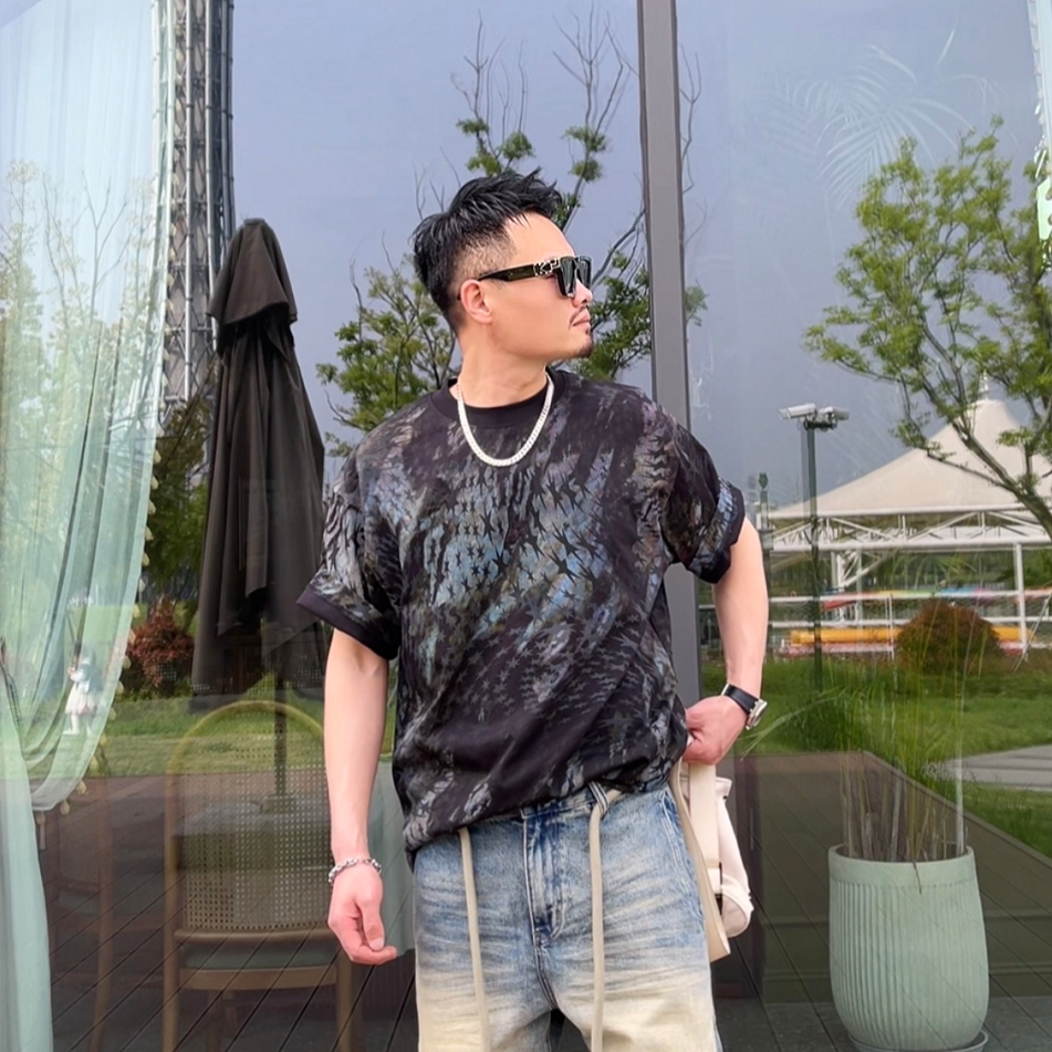 创恒（璀璨星空）夏季新款个性炫彩印花星空时尚宽松男士短袖t恤