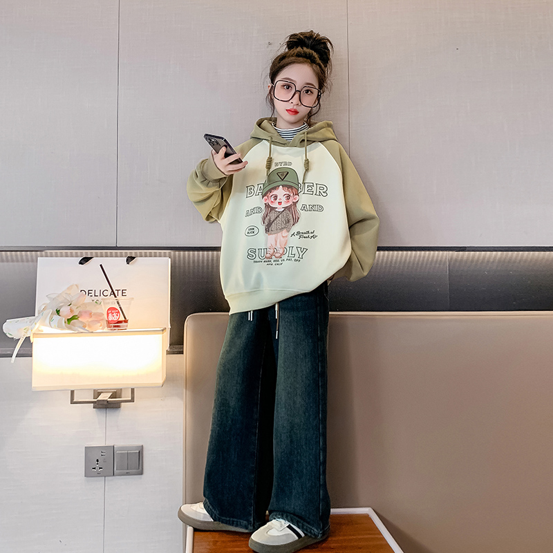 女童加绒卫衣套装秋冬洋气2023新款时髦女孩中大儿童阔腿裤两件套