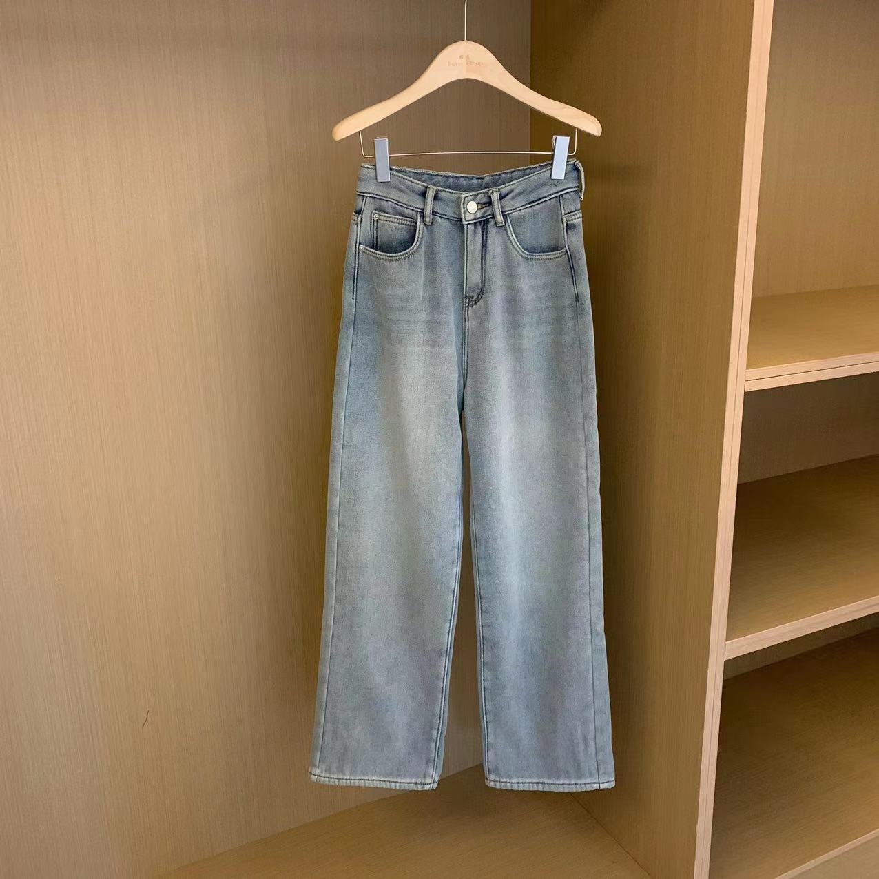 【牛仔裤】梨形天菜～加厚绒水洗浅蓝拖地裤#9231