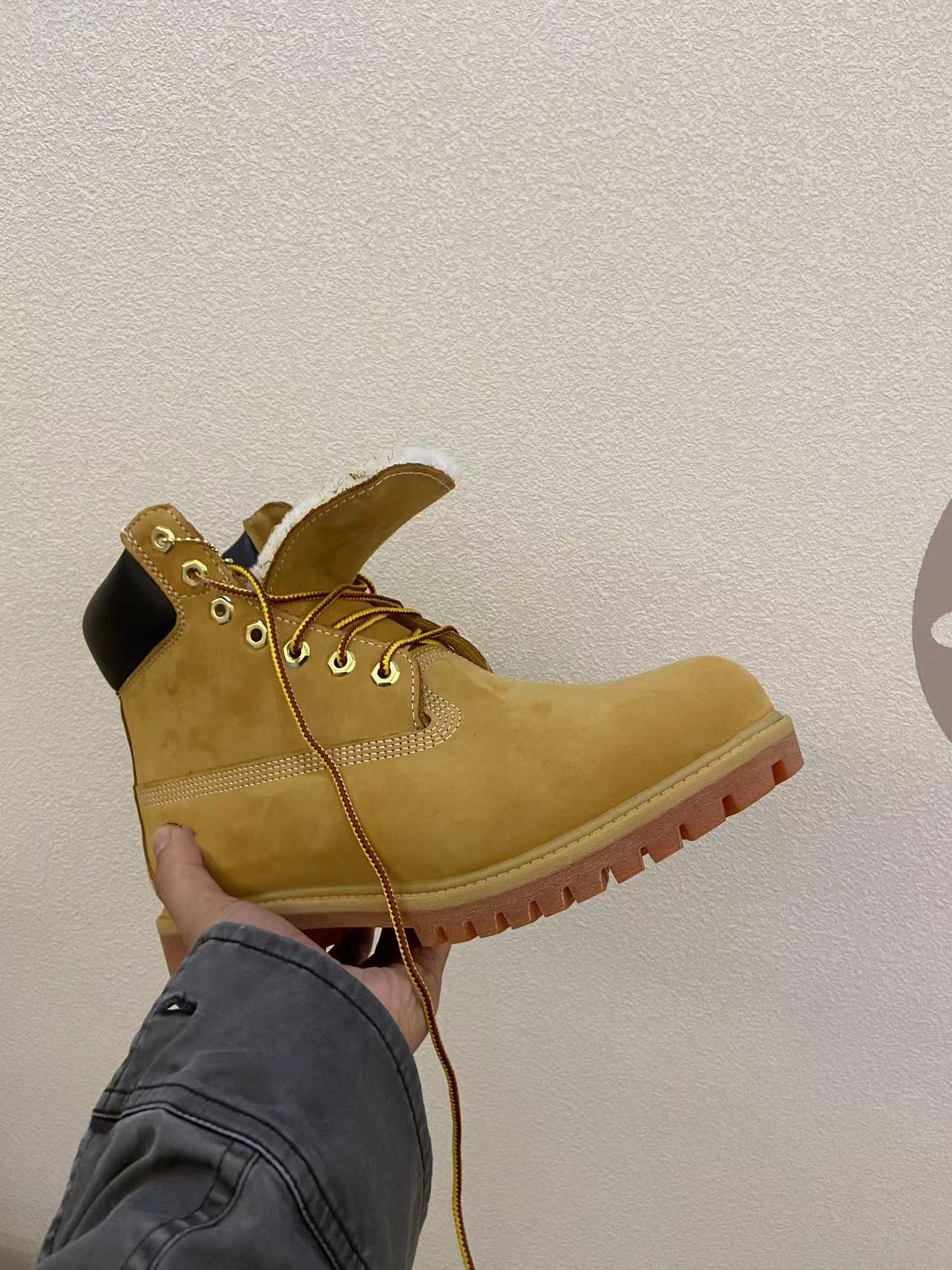 【微瑕疵品】经典绵羊毛大黄靴户外工装靴马丁靴