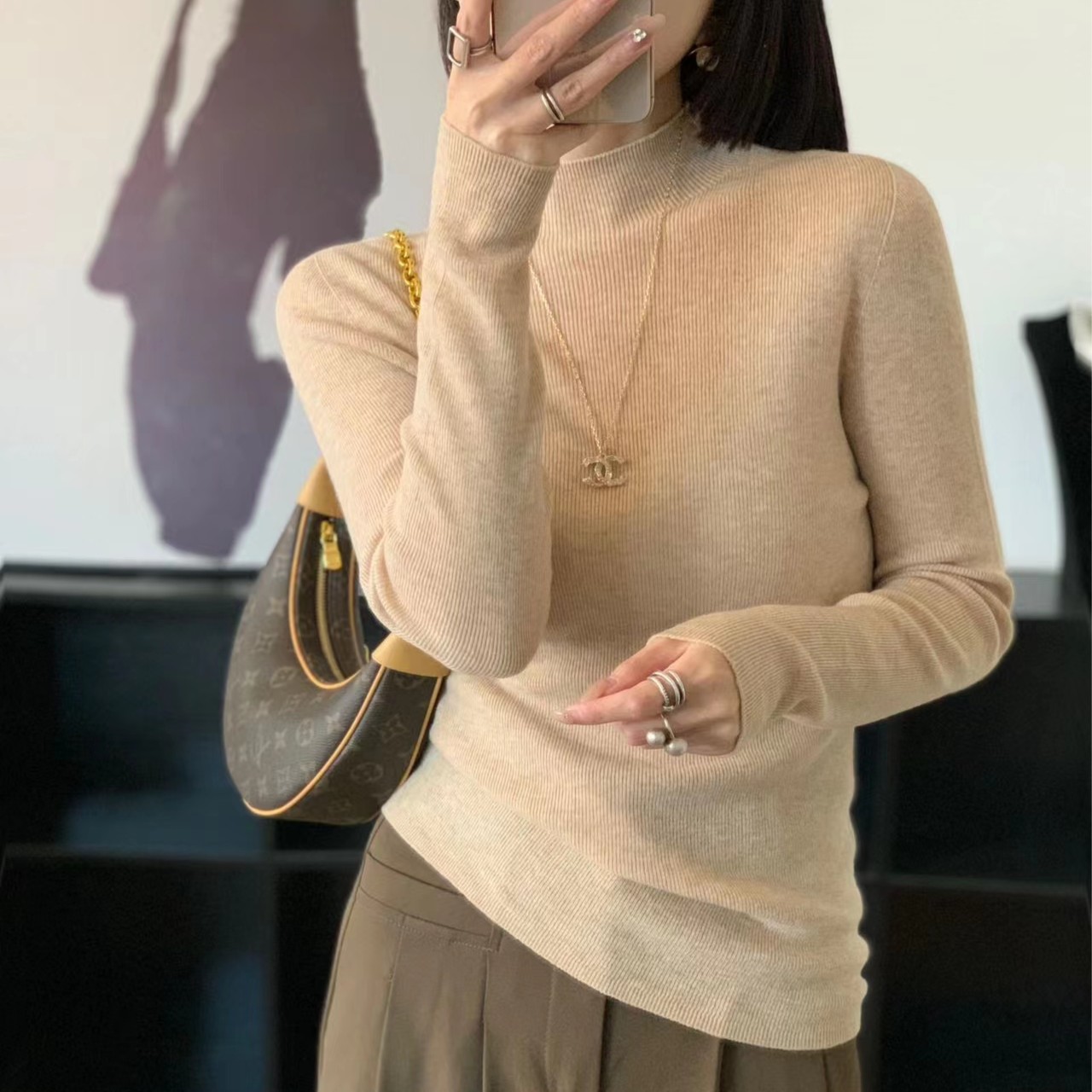 美丽诺超细羊毛女弹力毛针织衫232103