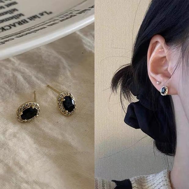 合金仿水晶耳饰 法式黑金椭圆耳夹耳环小众简约高级感复古耳钉女