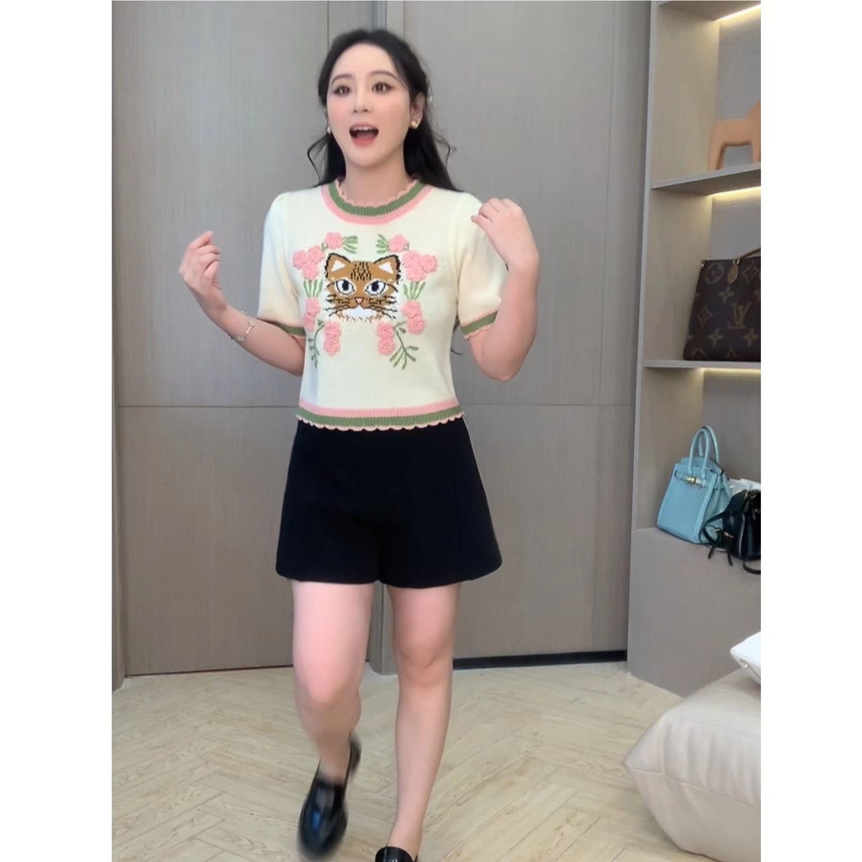 XINYI  「淘系女友」俏皮钩花针织衫 XS215604