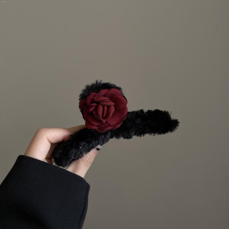 毛绒花朵抓夹质感盘发显白简约ins发饰鲨鱼夹时尚气质发卡小众