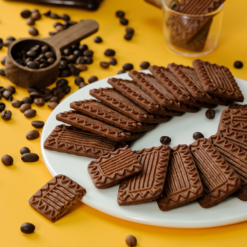 生椰拿铁饼干网红零食咖啡椰香饼干健康早餐午茶零食饼干整箱零食