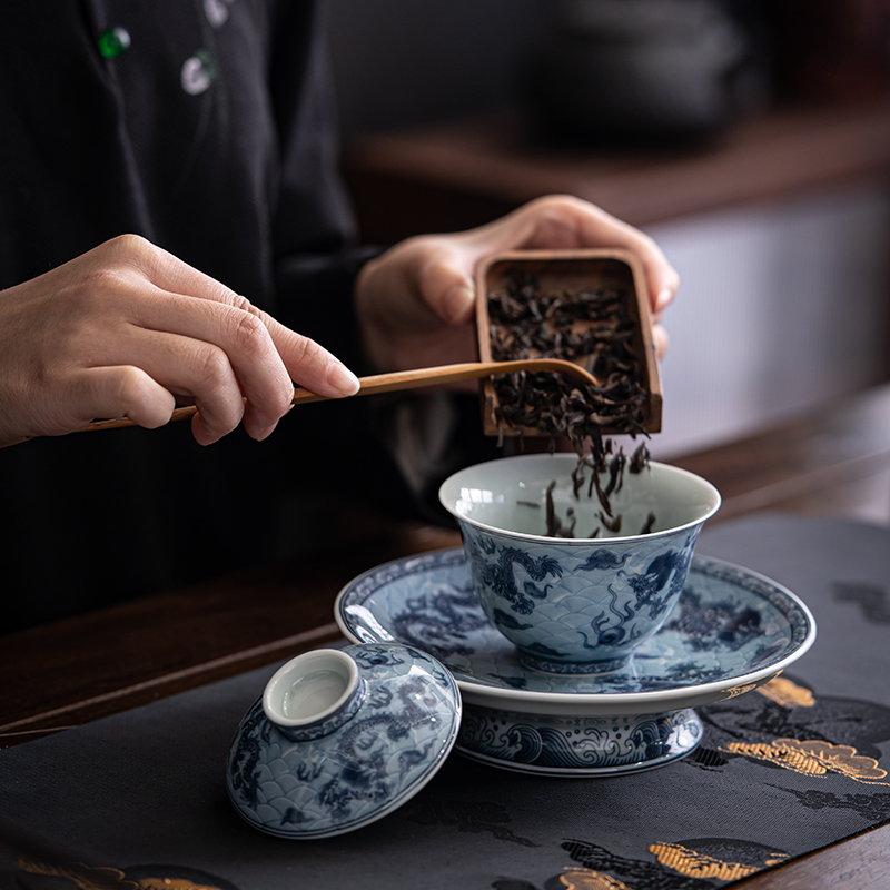 中式复古釉下彩瓷盖碗青花龙纹陶瓷大碟干泡盖碗仿古青花主人杯