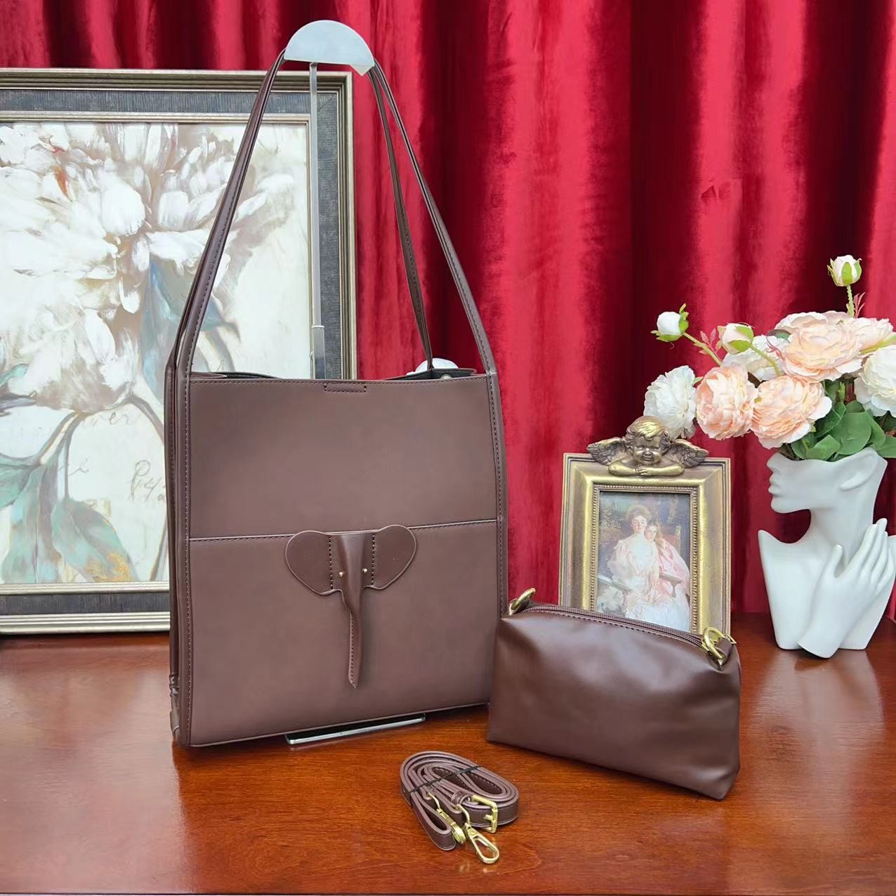 09时尚浮利女000士经典百搭5002咖色单肩包斜挎包（无礼盒）