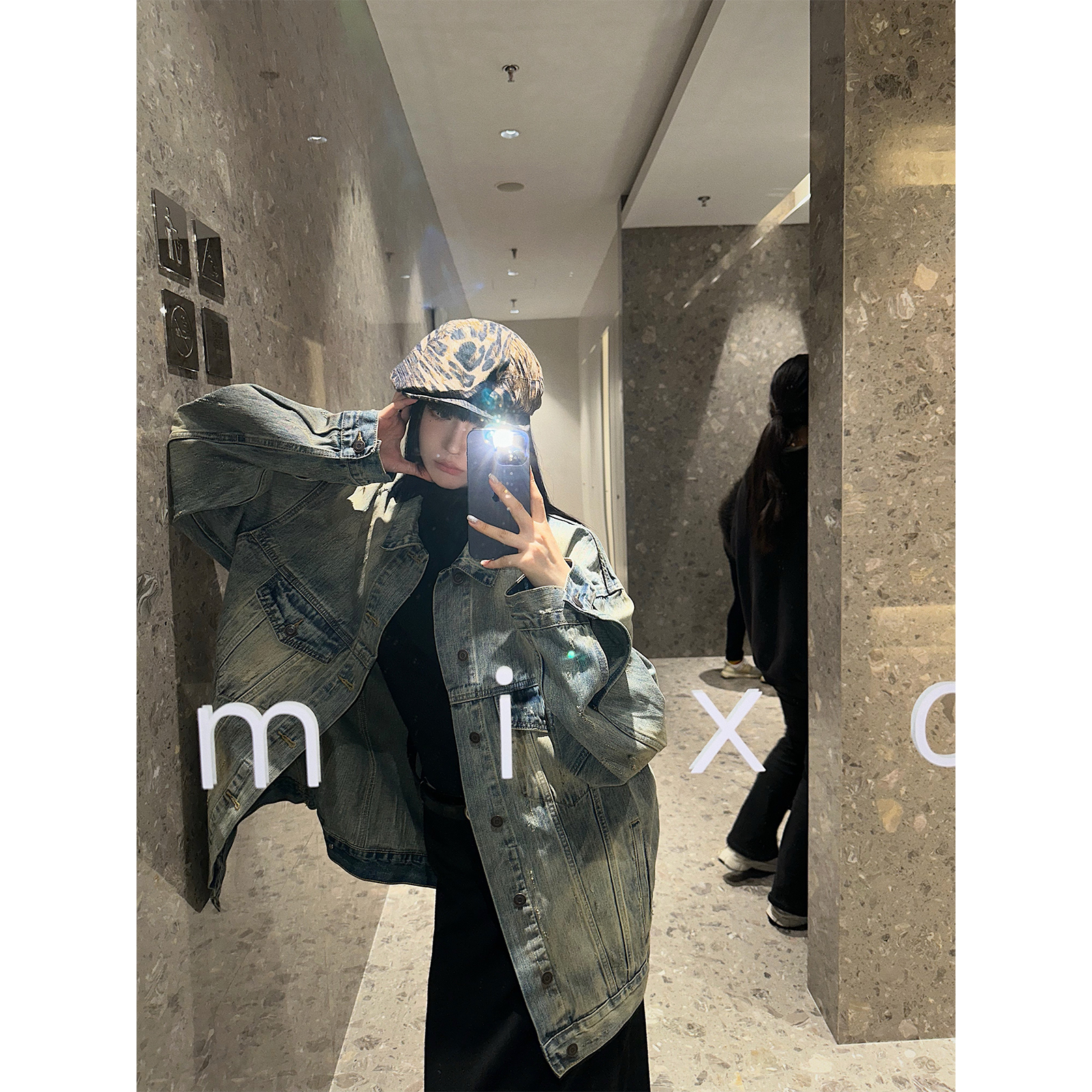 嘉仪【巴黎是家】渐变做旧牛仔外套