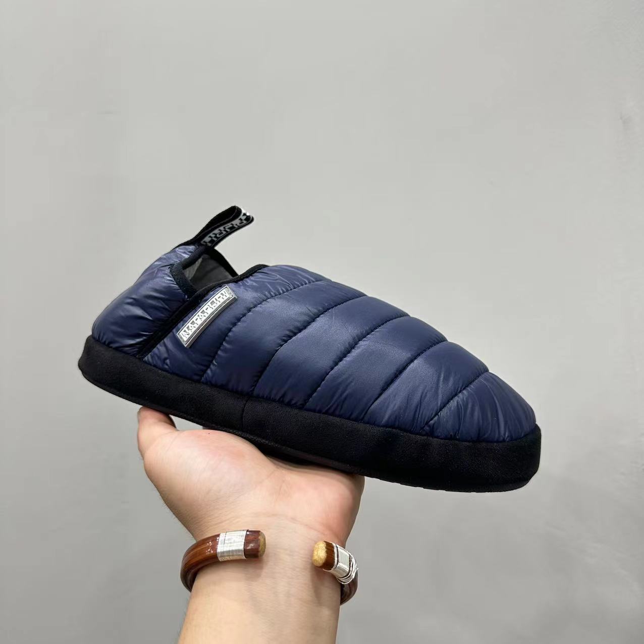 专业户外高山低温保暖拒水营地鞋（不要拉扯后跟带正码）