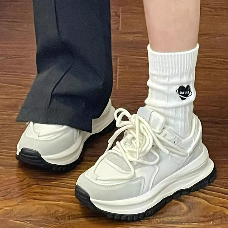 百丽纯爱学生软妹运动鞋女2023秋季新款复古运动鞋百搭港风爆款老