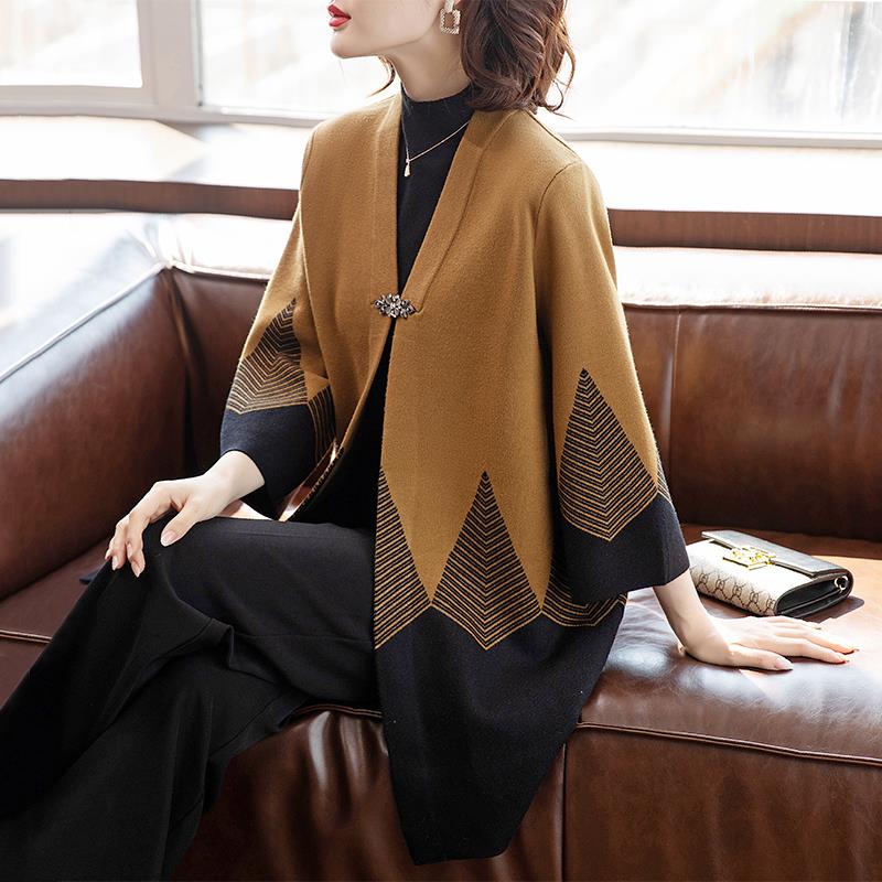 秋冬款中老年女装春秋针织外套大码2023新款妈妈秋装高贵风衣女气