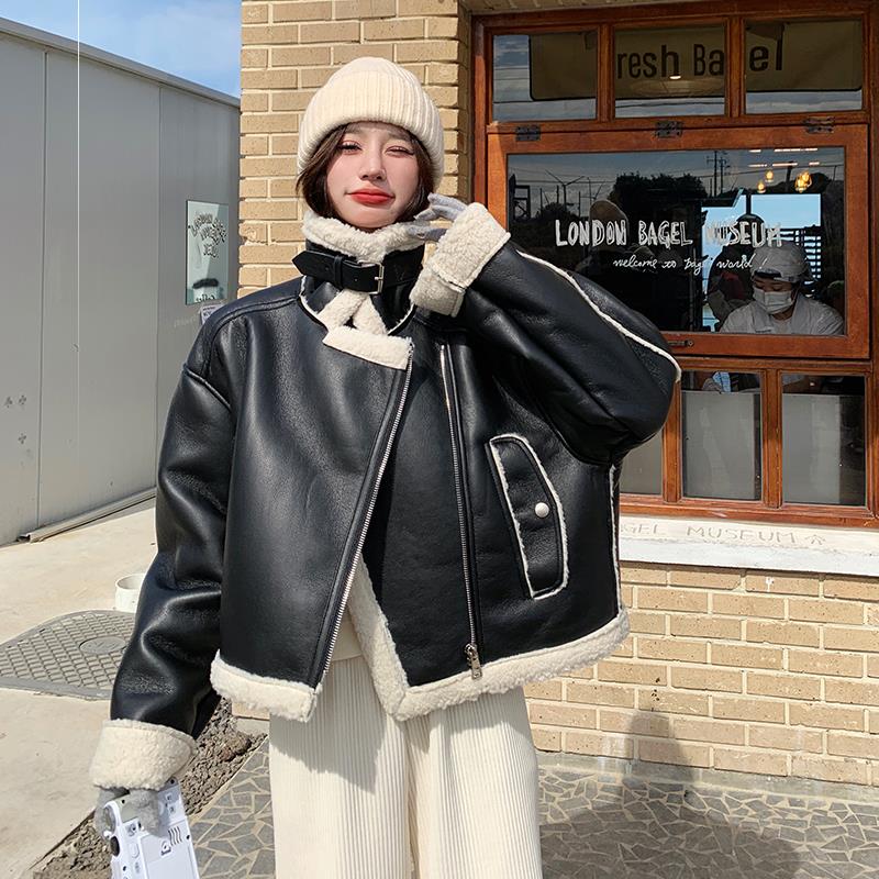 黑色短款皮毛一体机车服女2023冬季新款甜酷风小个子加厚立领棉服