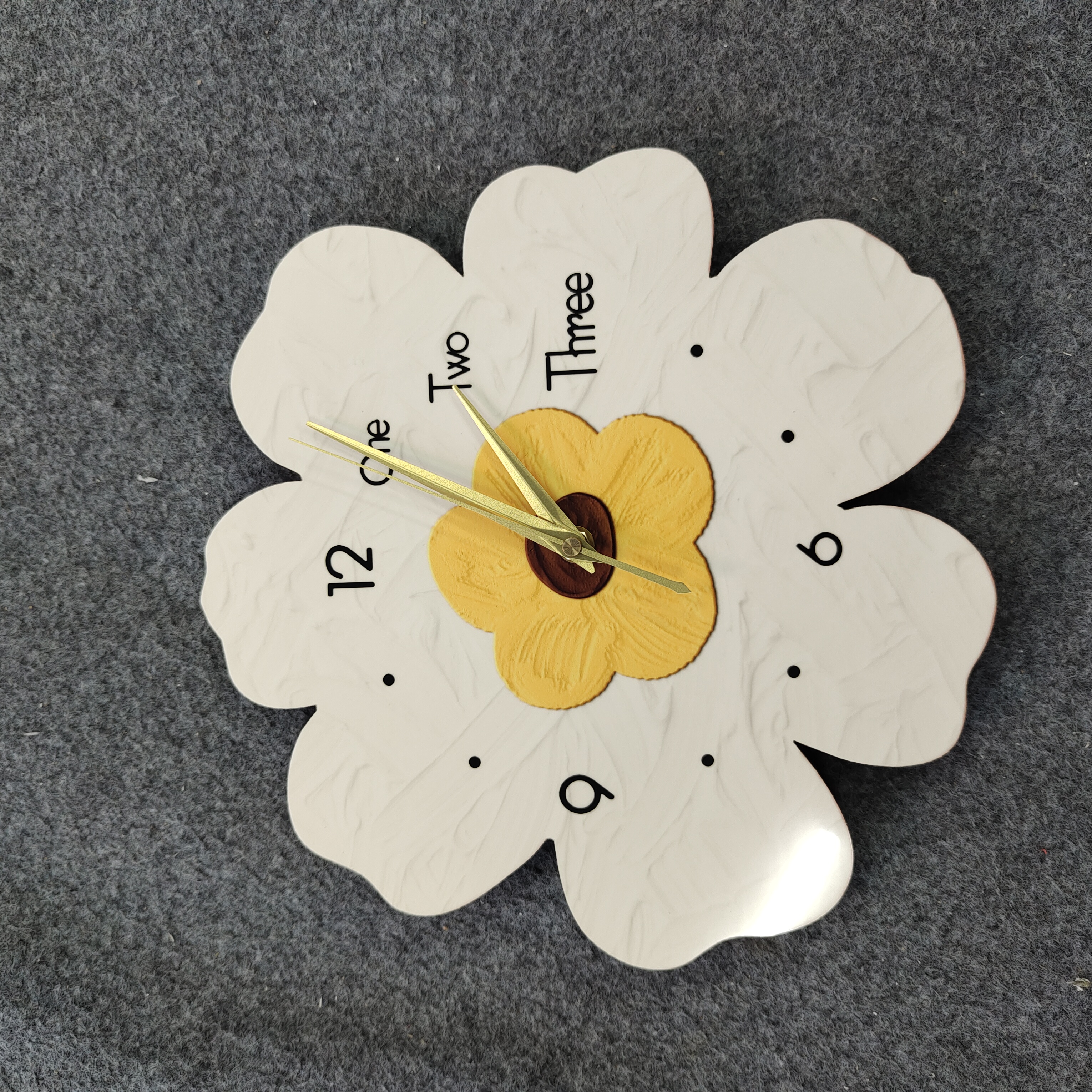 【银河】小花朵钟表奶油风餐厅饭厅沙发背景墙钟表装饰画28*28