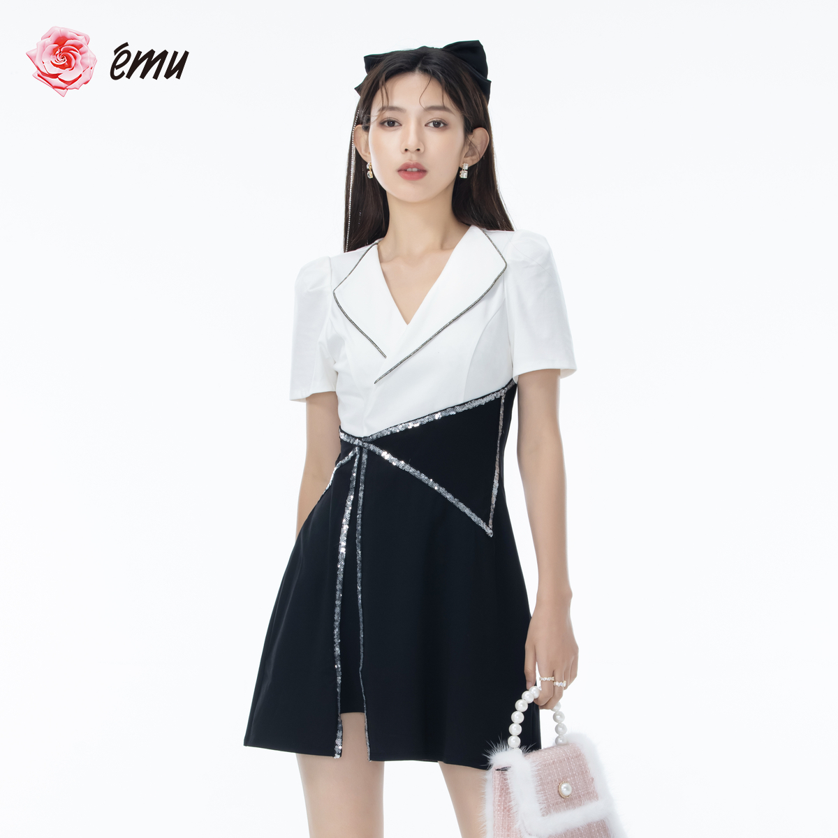 emu/依妙小蛮腰日记夏季短袖黑白撞色翻领收腰连衣裙女气质通勤
