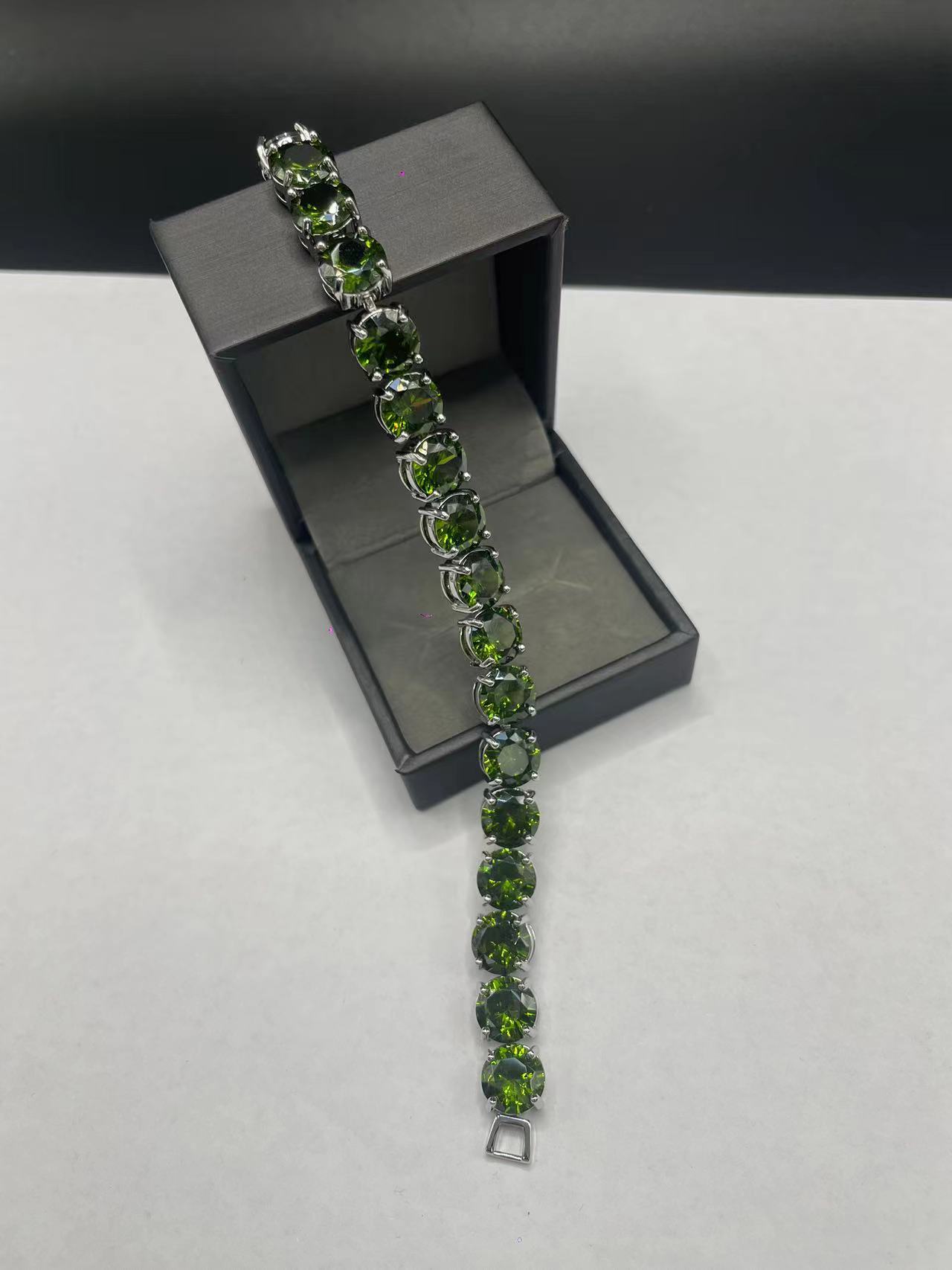 【马达加斯加土特产】手链—B037