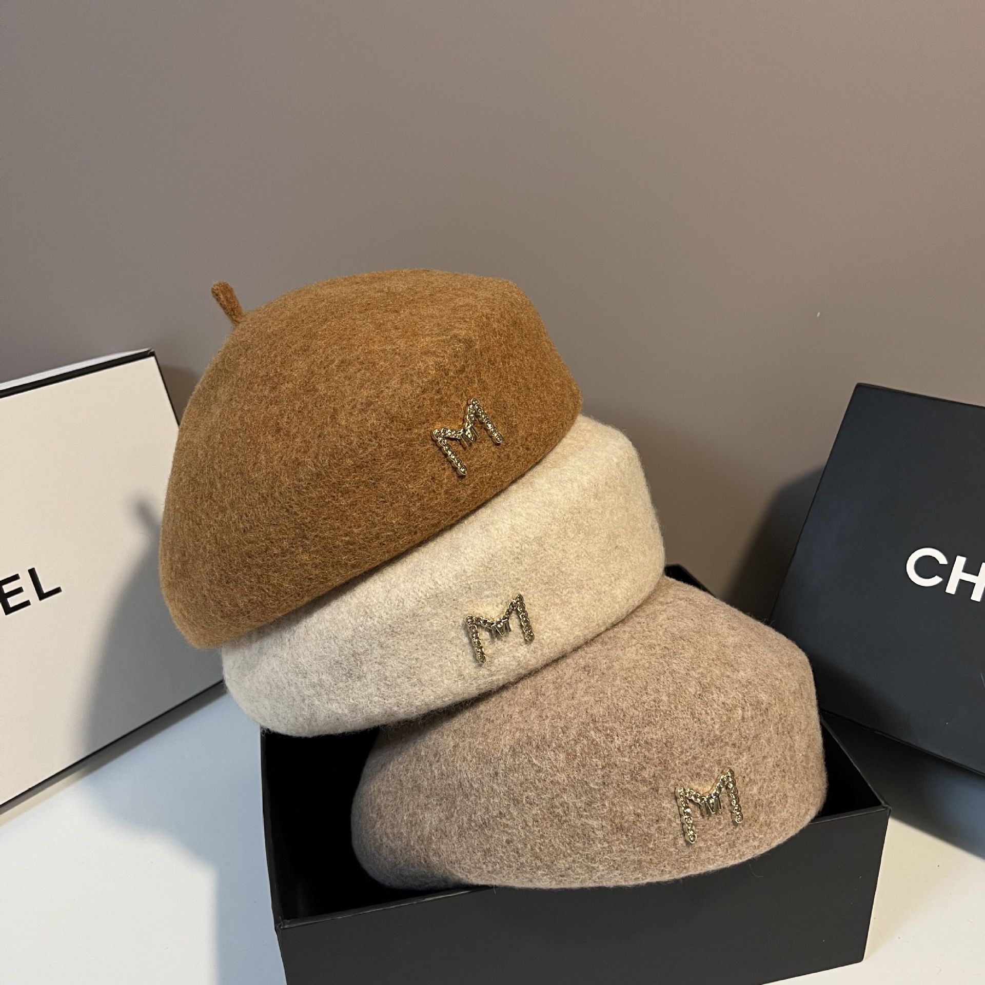 小香风M标羊毛贝雷帽女英伦复古洋气显脸小蓓蕾画家帽秋冬南瓜帽