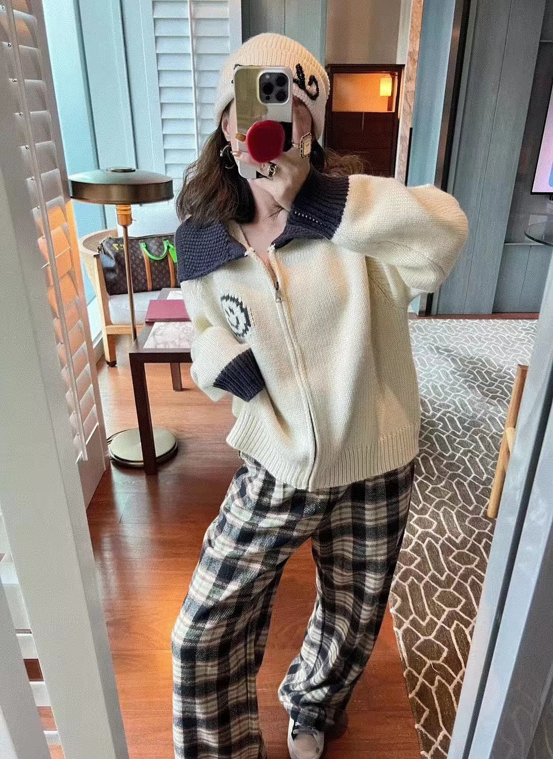 EGG（6885#）翻领撞色加厚气质拉链开衫