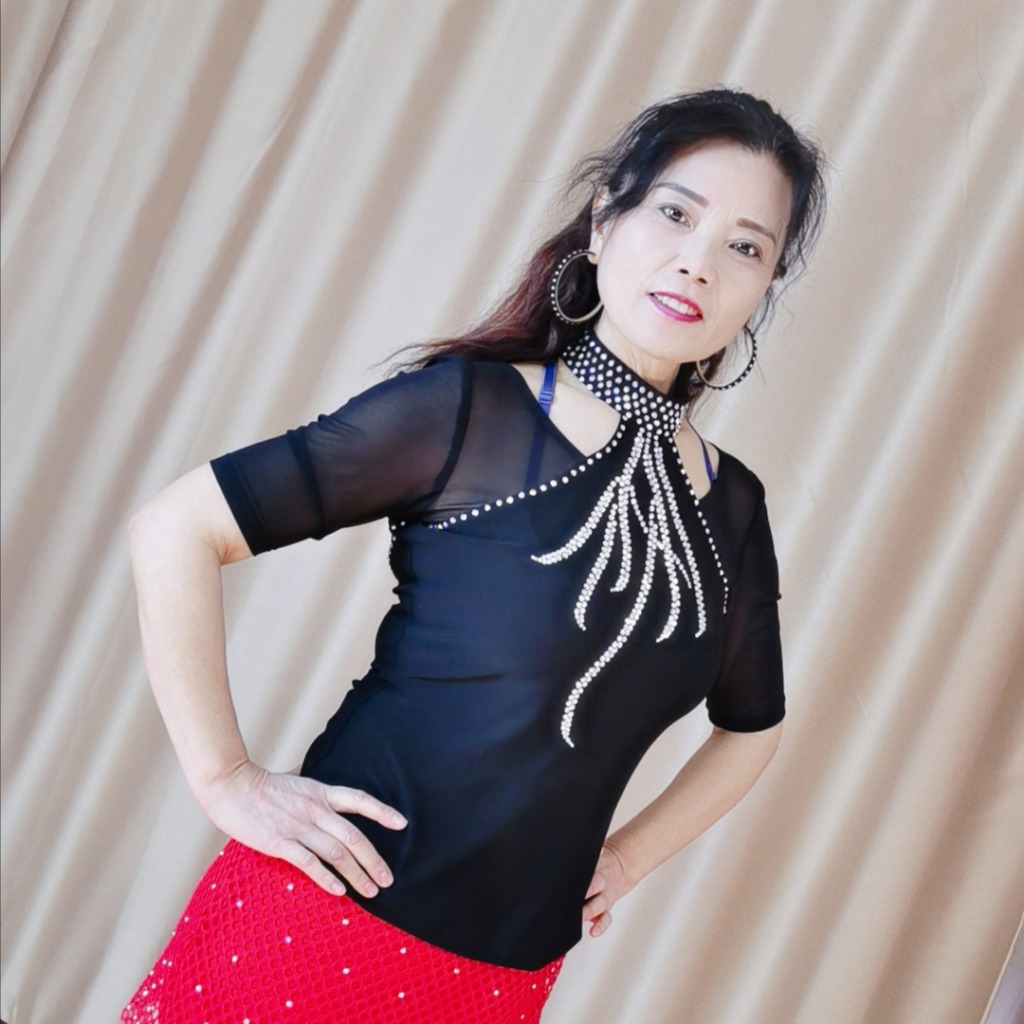8009新款柳叶彩钻网纱上衣
