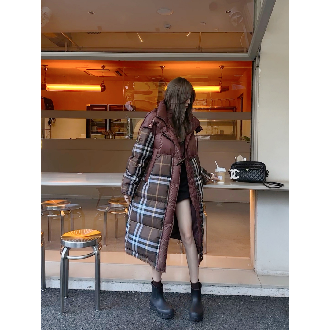 【老板娘专属】轻奢高级感大牌女士格子宽松抗寒羽绒服