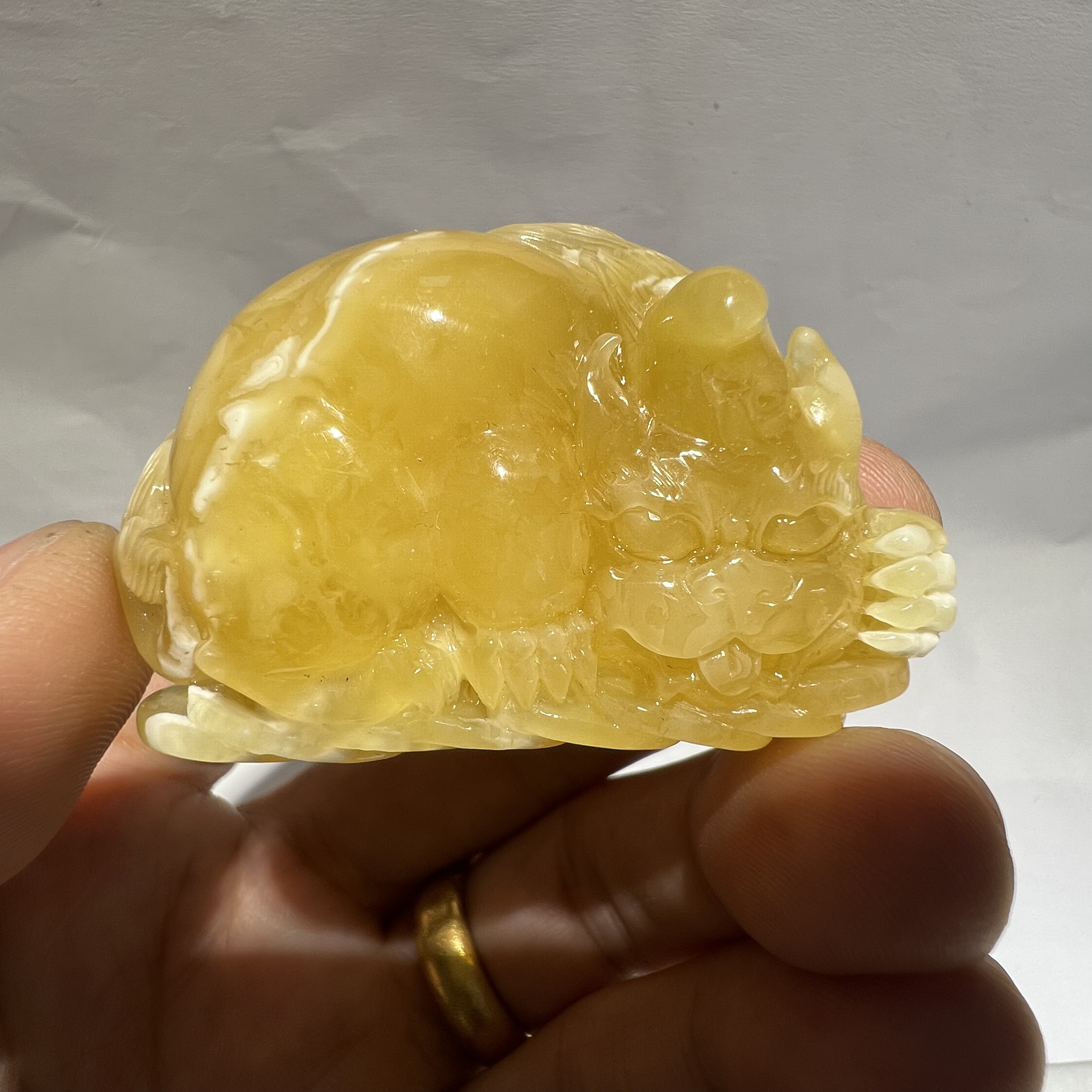 好玉易珠宝貔貅琥珀白蜜蜡吊坠挂件女款镶嵌巧雕大气时尚俏色高冰