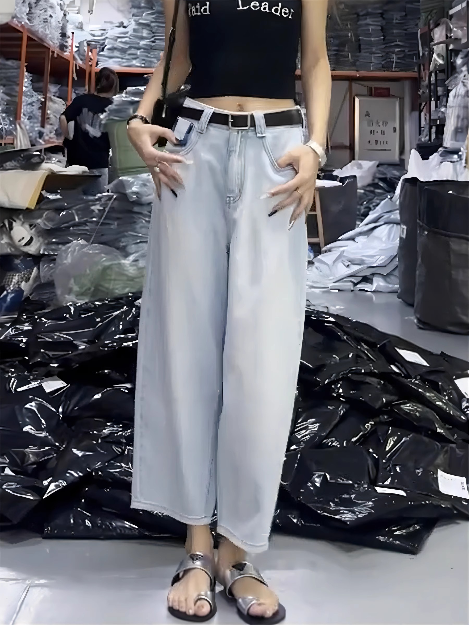 浅蓝色阔腿牛仔裤子女春夏薄款大码胖mm高腰显瘦宽松设计感九分裤