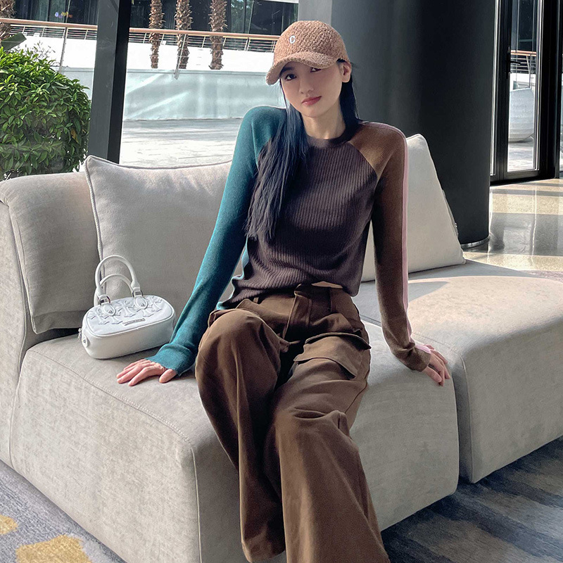 复古圆领毛衣百搭个性辣妹女装显瘦白多口袋设计感休闲裤高个子女