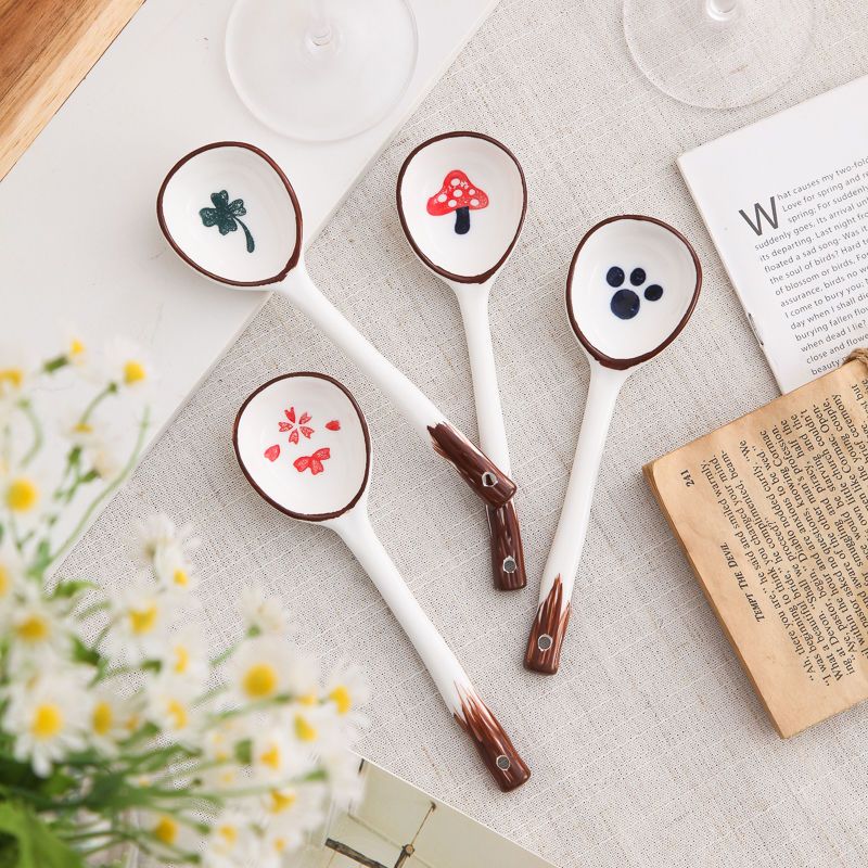 陶瓷勺子ins高颜值勺子汤勺家用喝汤调羹饭勺子长柄可爱稀奇古怪