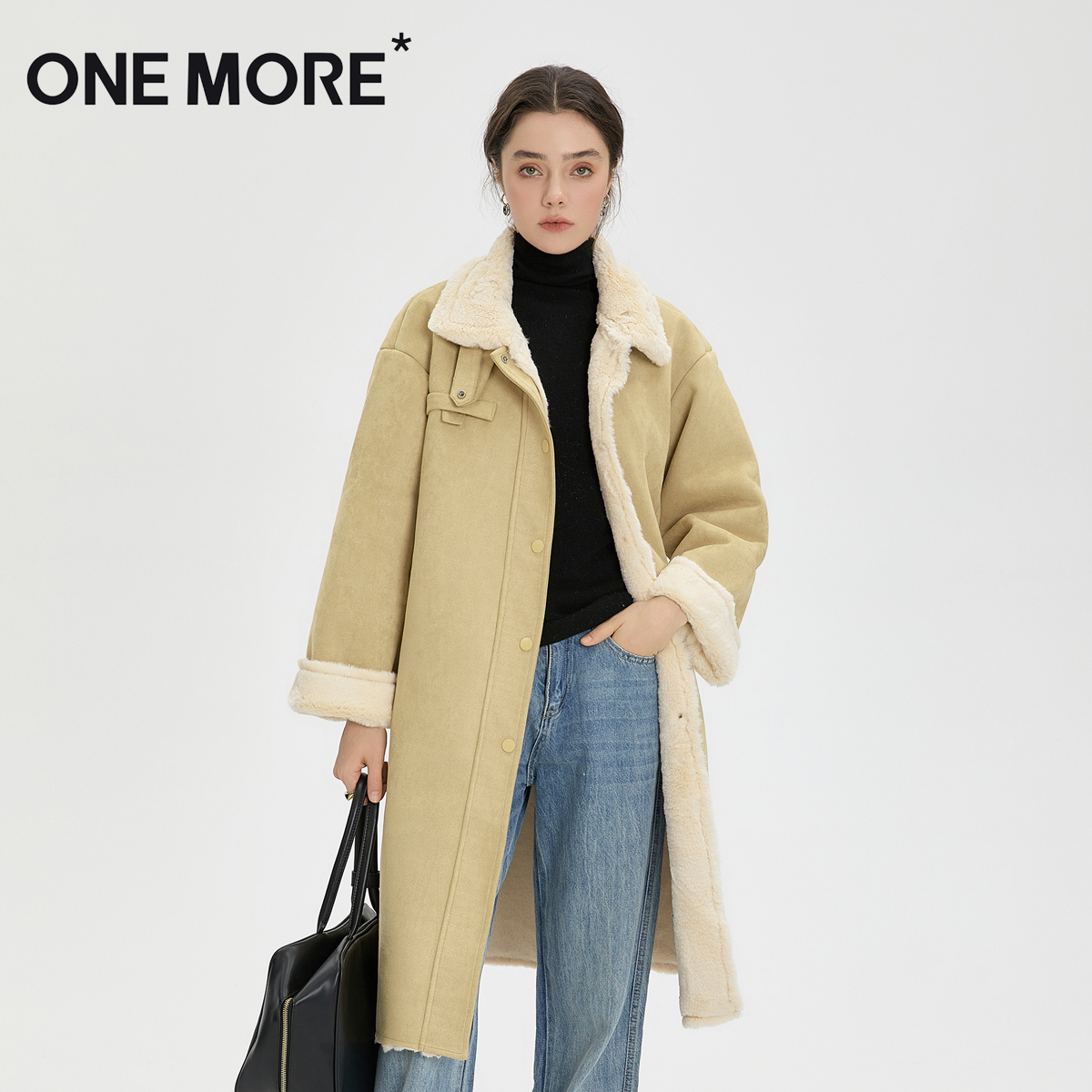 ONE MORE*2023秋冬长款撞色加绒毛呢大衣外套女A1DA3300KX0440