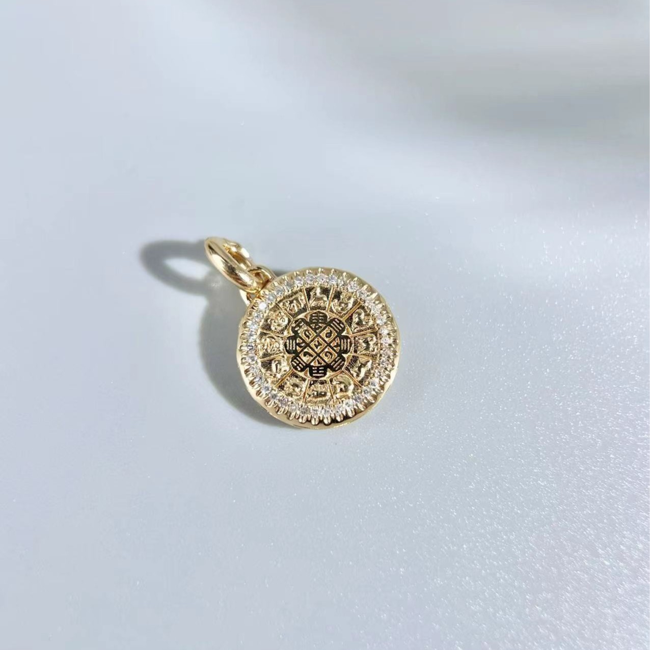 TA1028-1620-153钻石吊坠18k（一件/双面/多样性/约14.5*12.5mm）H
