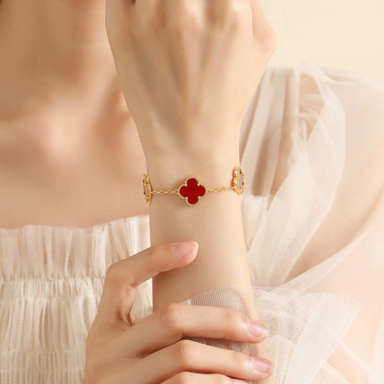 钛钢手链 高级感不掉色18K金双面红色幸运五花气质百搭手链B110