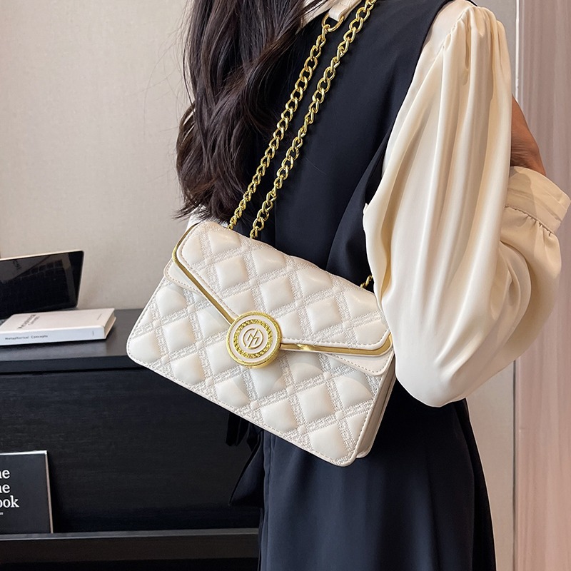 菱格绣线小包包女2023新款夏天流行百搭链条斜挎包时尚单肩小方包