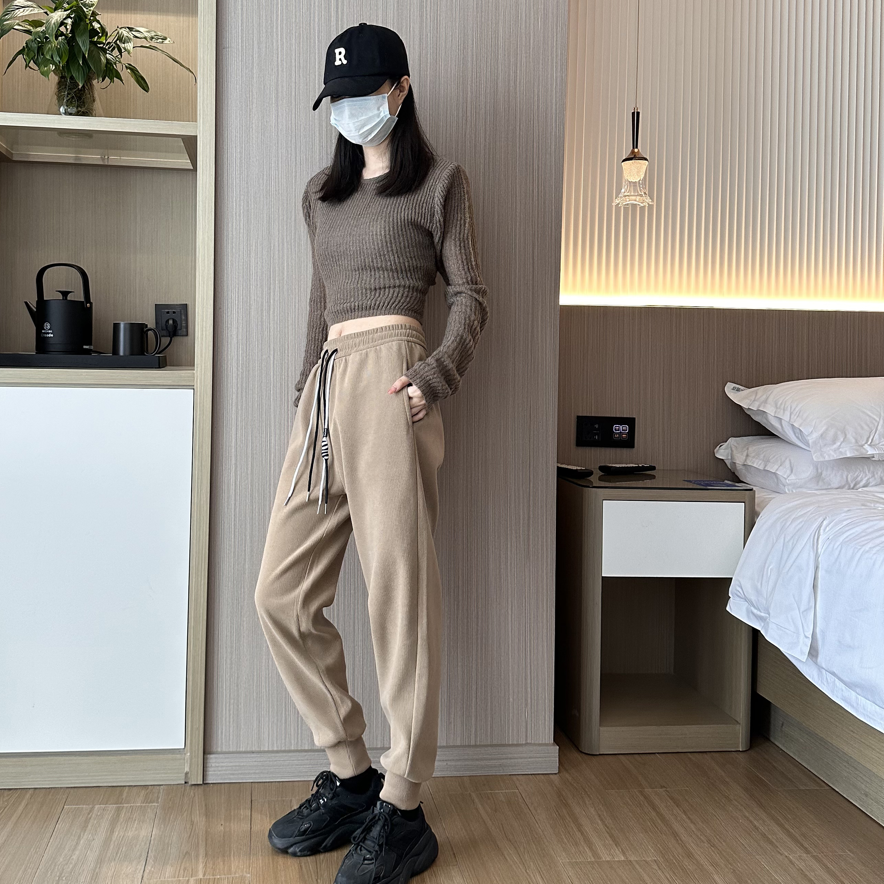 2023秋款时尚新款宽松显瘦贴标高腰双抽绳卫裤运动裤百搭休闲束脚