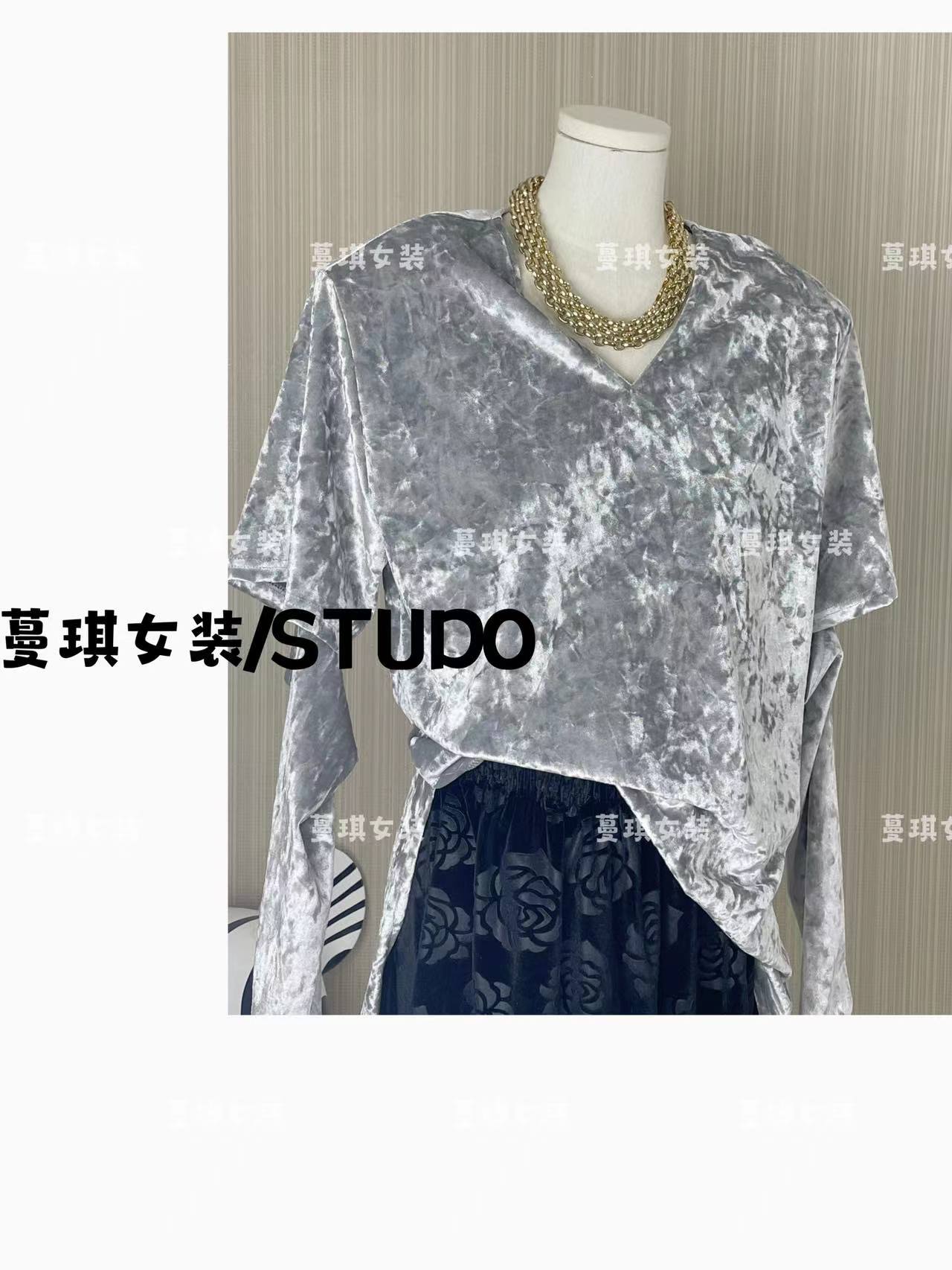 （帕洱馬之水）82127冬季新款垫肩宽松洋气丝绒女潮A子裙丝绒套